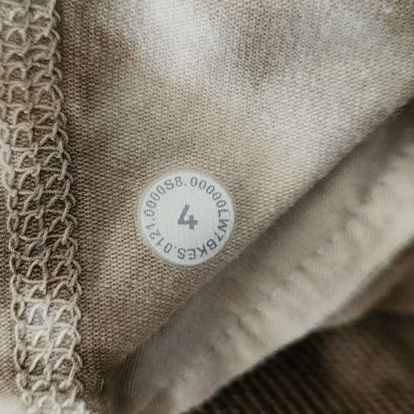 Lululemon Inner Glow Short - Picture 8 of 9